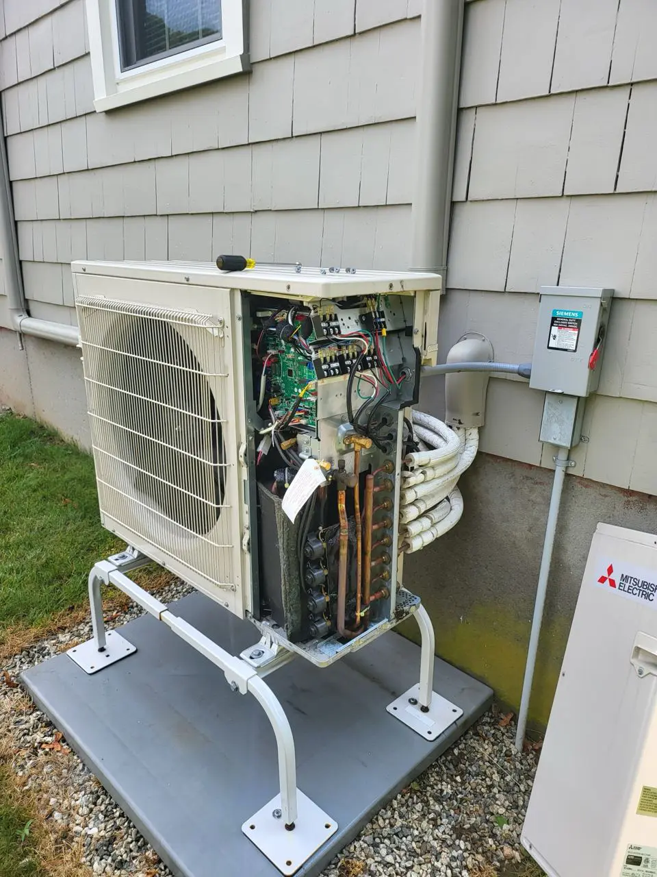 photo_2024-12-21_06-24-47-min electrician_24